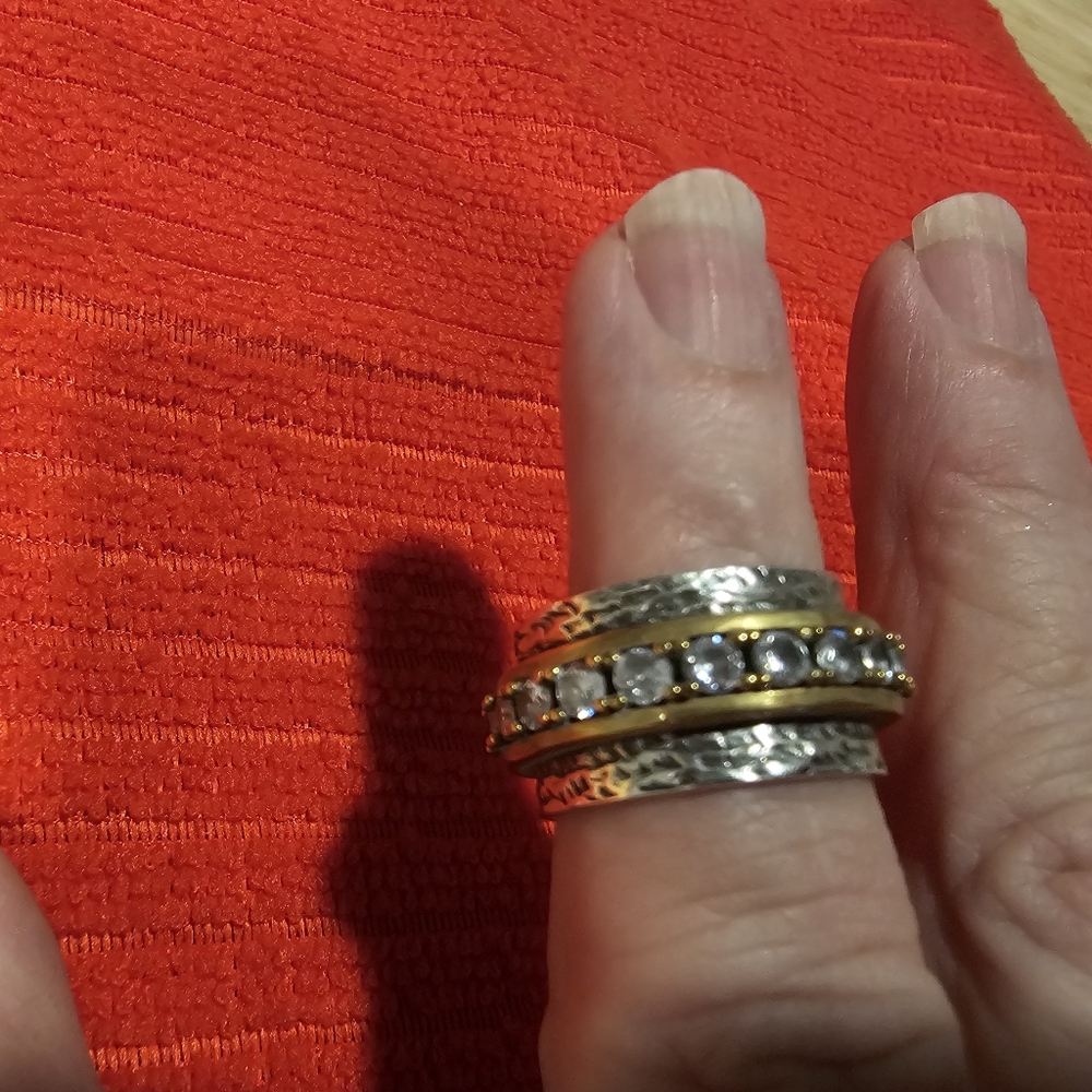 Sterling Silver ring - Picture 3 of 3